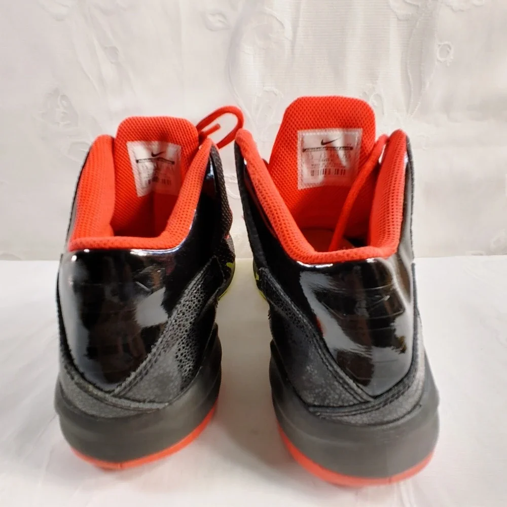 Nike Zoom Without A Doubt Men's Size 7.5 Black Basketball Sneaker 749432-001